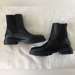 Madewell The Bradley Chelsea Boot
